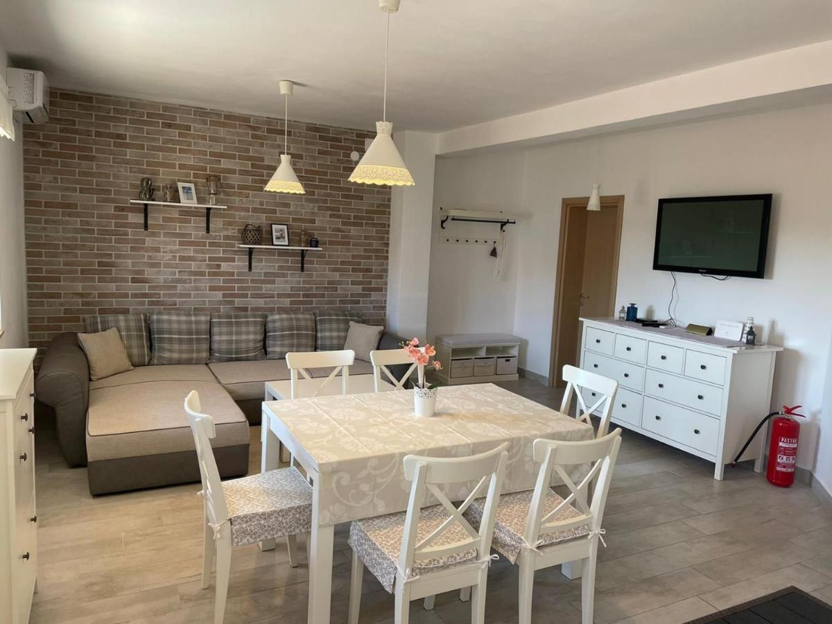 Vila Regina Apartman Pašman Kültér fotó