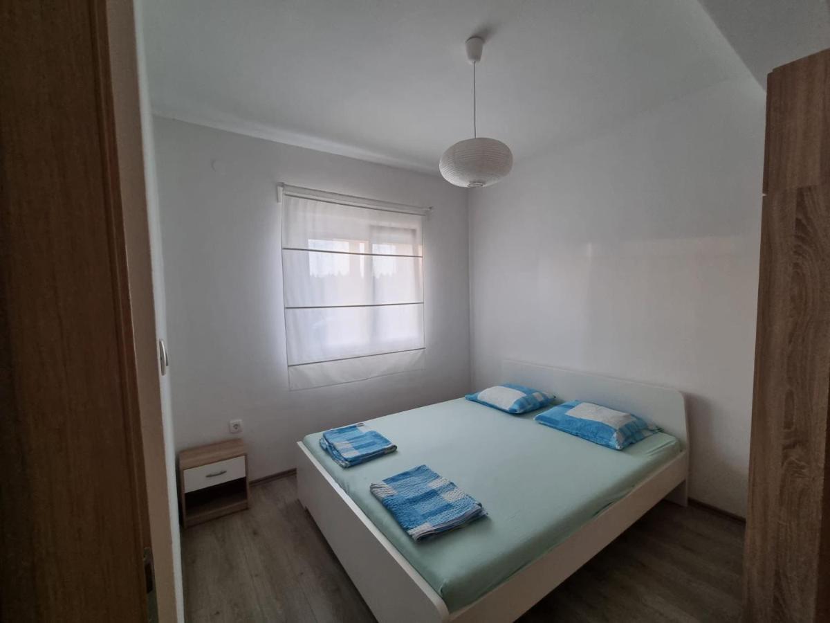 Vila Regina Apartman Pašman Kültér fotó